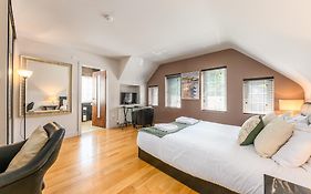 Stay 2A Boutique Rooms